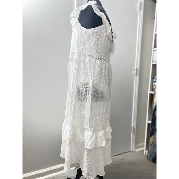 Spring And Mercer White Eyelet off the Shoulder Dress Large NWT - Picture 4 of 5